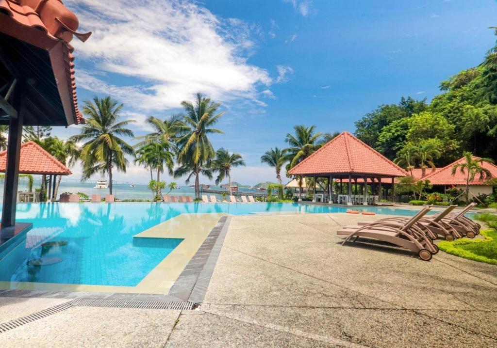 Laprima Hotel Labuan Bajo Dış mekan fotoğraf