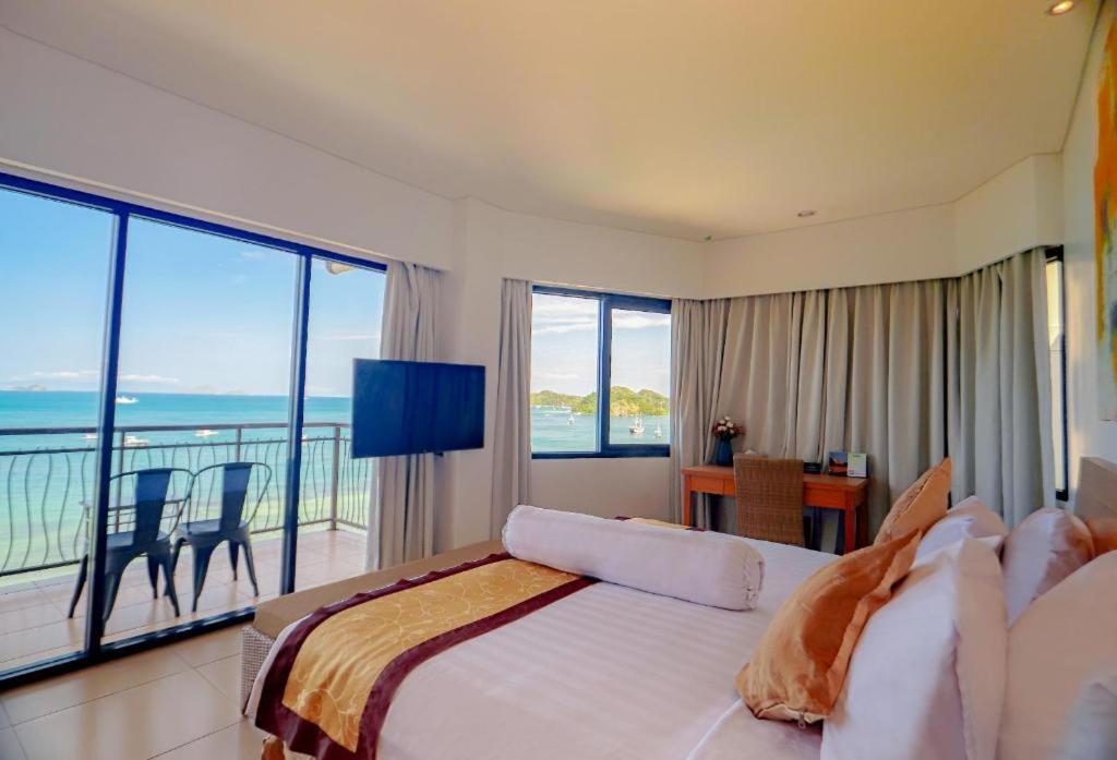 Laprima Hotel Labuan Bajo Dış mekan fotoğraf