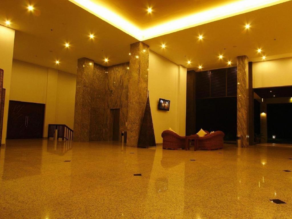 Laprima Hotel Labuan Bajo Dış mekan fotoğraf