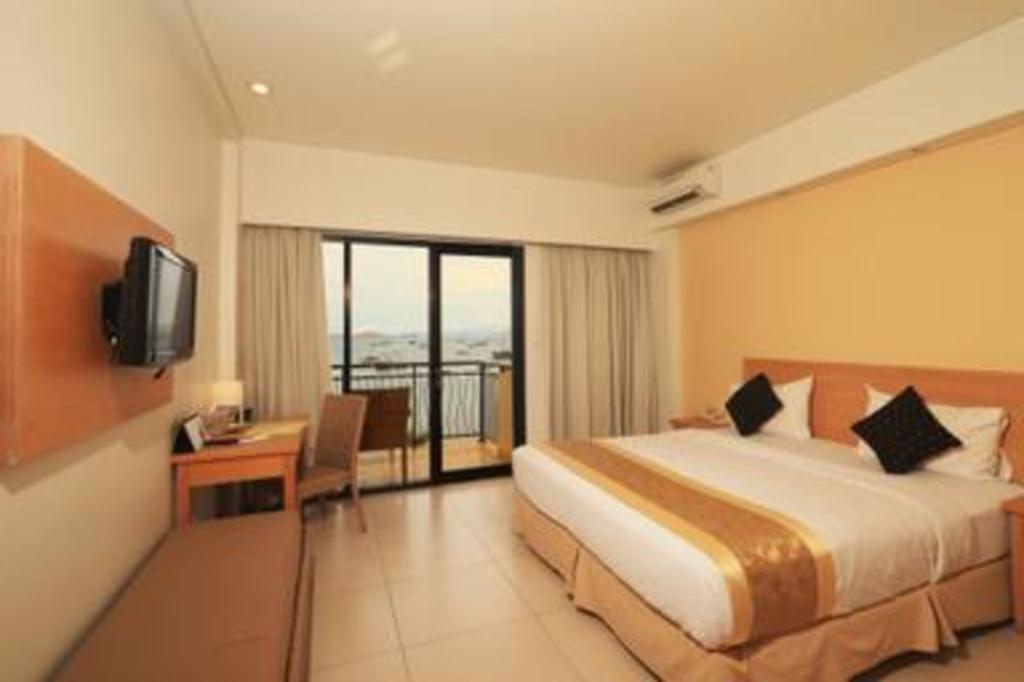 Laprima Hotel Labuan Bajo Dış mekan fotoğraf