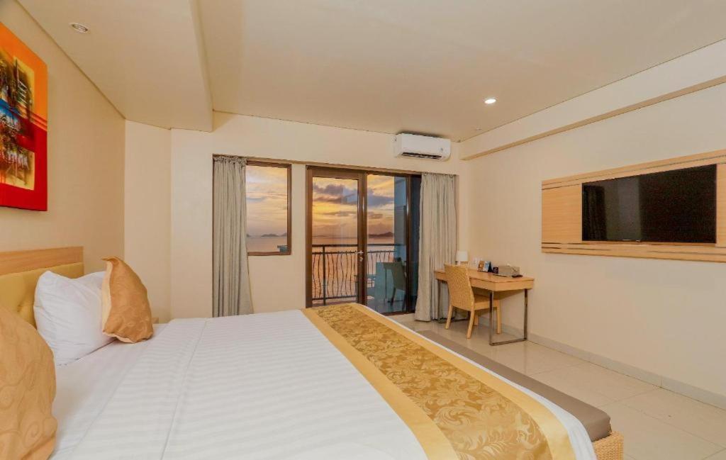 Laprima Hotel Labuan Bajo Dış mekan fotoğraf
